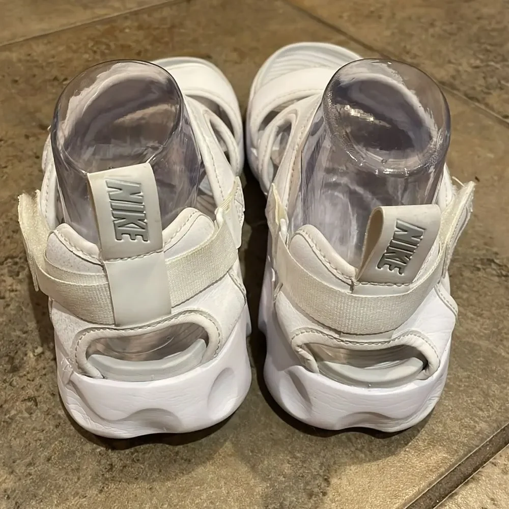 Nike Owaysis White Sandal Shoes Womens Size 9 CK9283-100 Lightweight Comfort